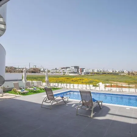 Vie Bleu 14 Villa Protarász